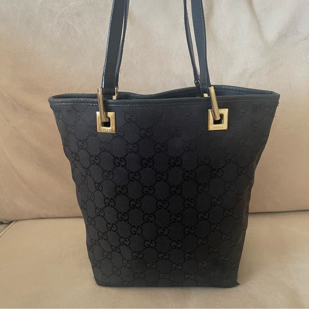 Authentic GUCCI GG Canvas Vertical Tote